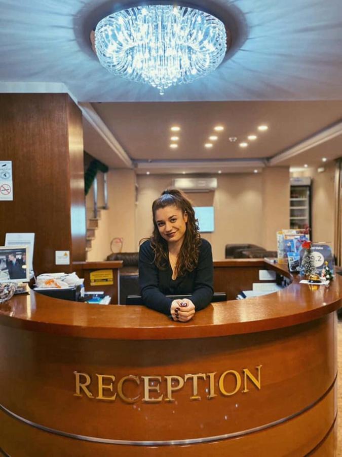 Hotel Vlaho Skopje Eksteriør bilde