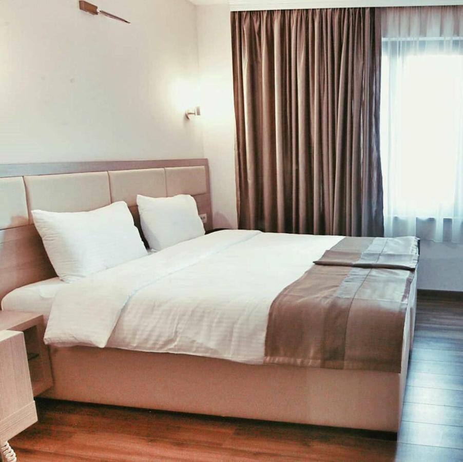 Hotel Vlaho Skopje Eksteriør bilde
