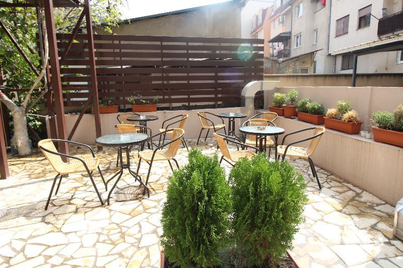 Hotel Vlaho Skopje Eksteriør bilde
